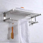 Toallero de acero inoxidable resistente al óxido para baño con diseño moderno, instalación autoadhesiva o con tornillo, en color plata. 1