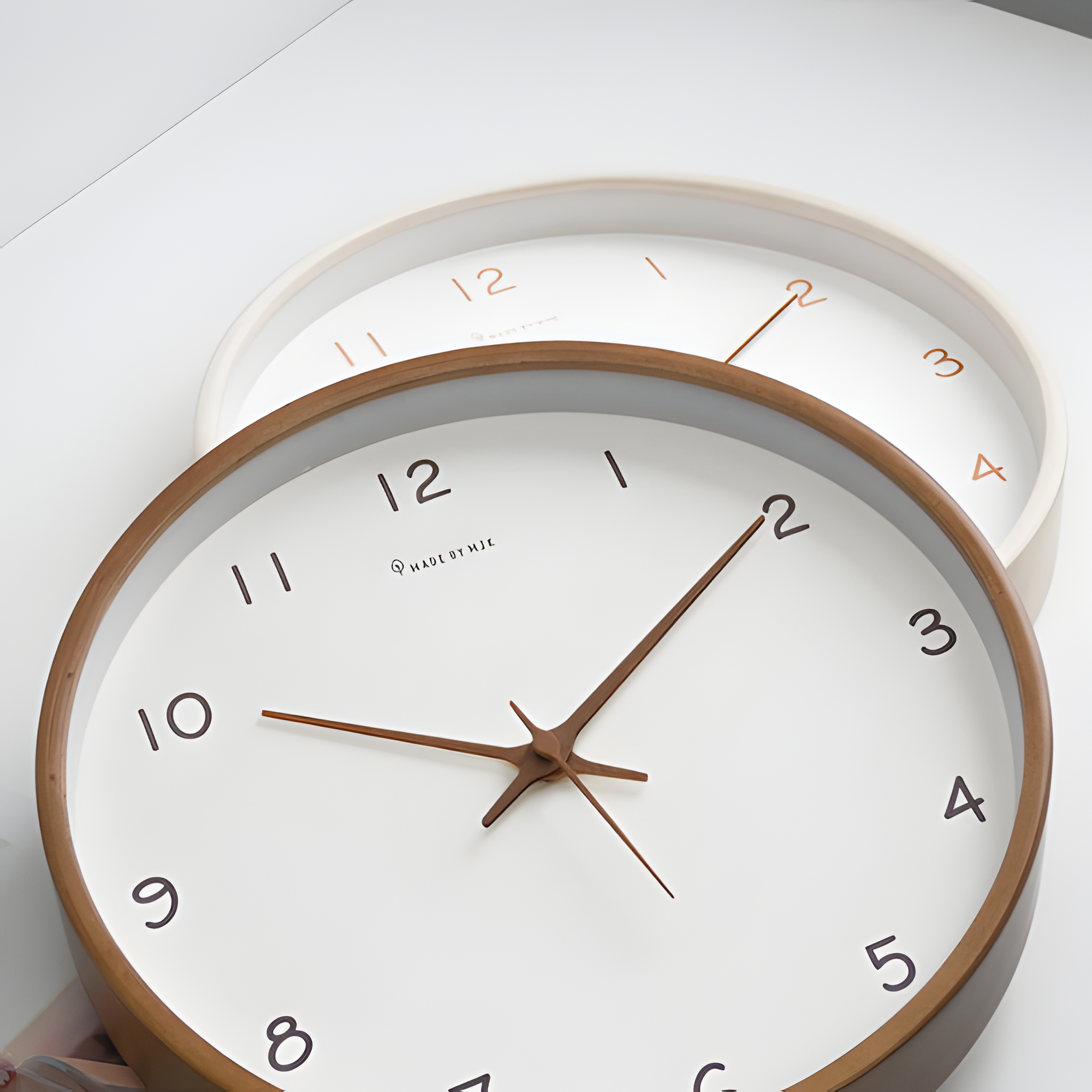 Reloj De Pared Minimalista Y Silencioso - Números Modernos