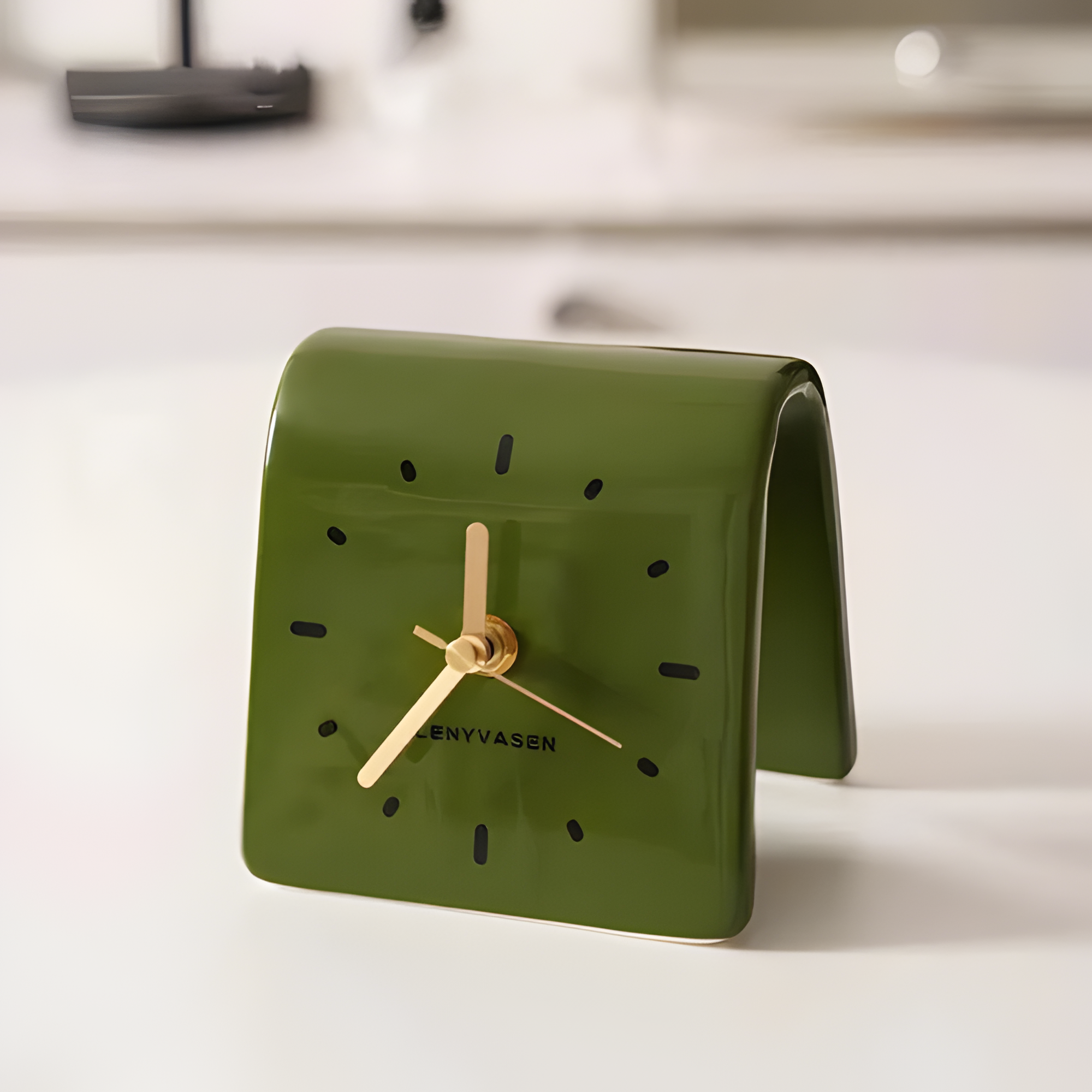 Reloj De Escritorio Retro Minimalista - Diseño Curvo
