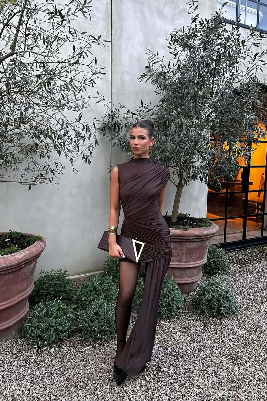 Vestido asimétrico para mujer con volantes, escote alto y diseño elegante, ideal para invitadas a bodas y fiestas nocturnas 4