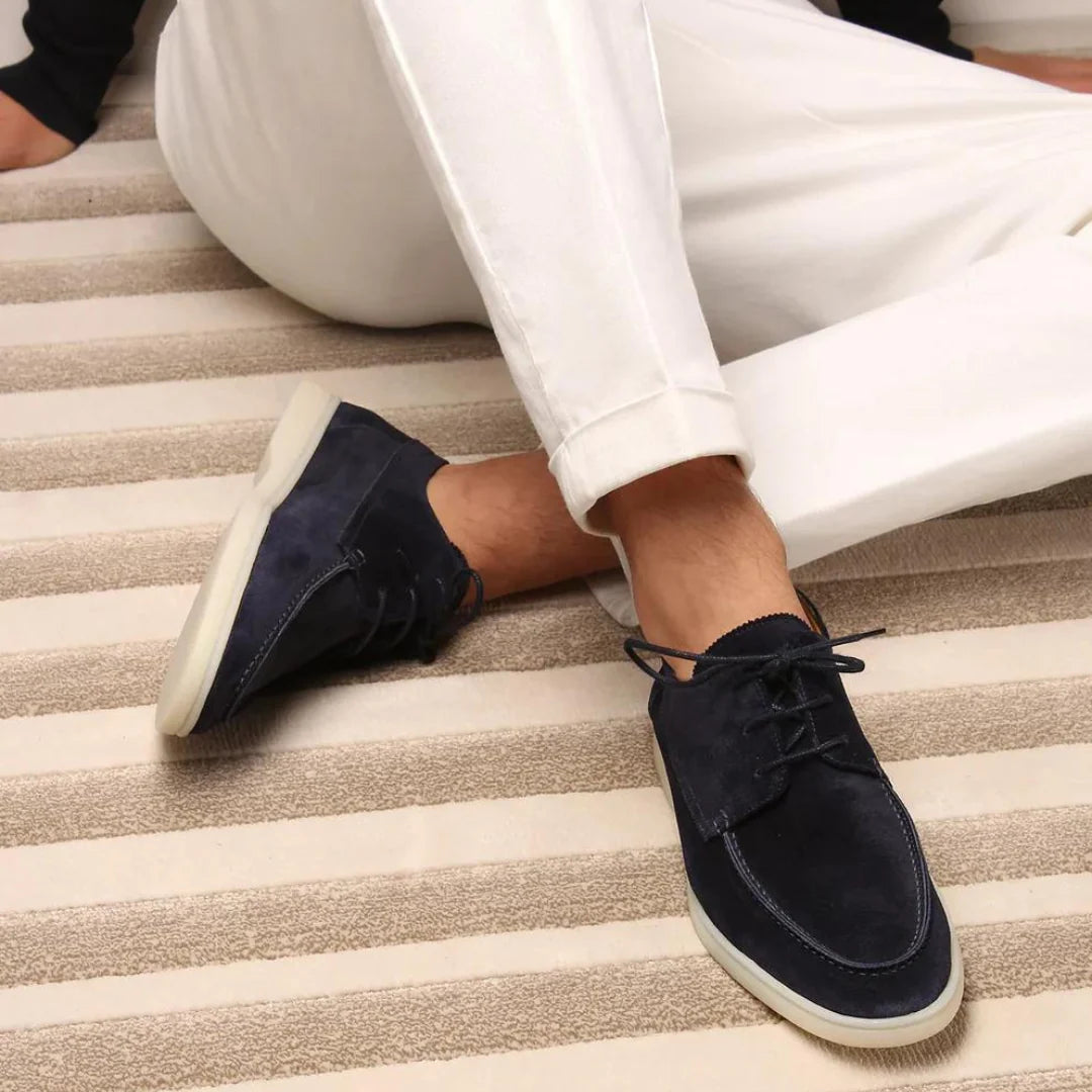 Zapatillas para hombre de ante suave con suela acolchada, diseño casual y cómodo ideal para uso diario. 0
