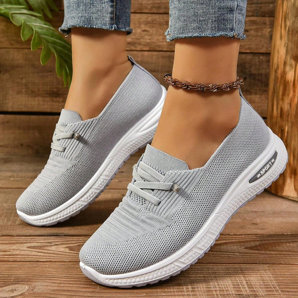 Zapatos ortopédicos deportivos sin cordones, diseñados para ofrecer soporte de arco y amortiguación mejorada, ideales para comodidad y rendimiento 3