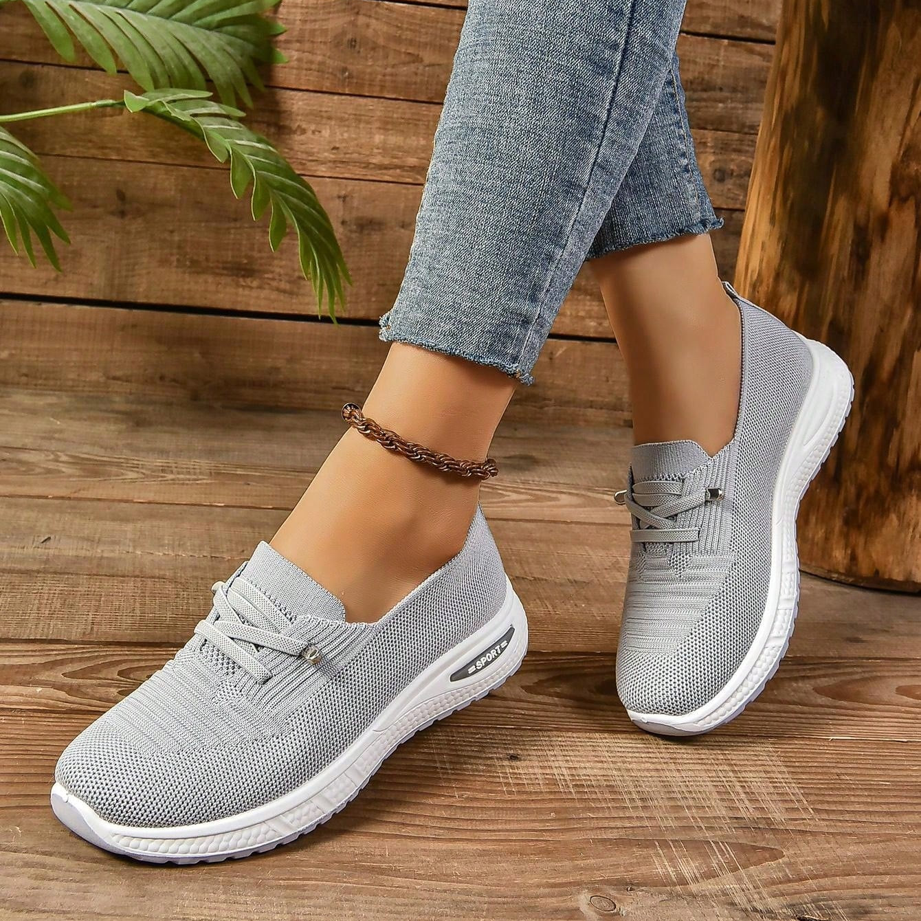 Zapatos ortopédicos deportivos sin cordones, diseñados para ofrecer soporte de arco y amortiguación mejorada, ideales para comodidad y rendimiento 4