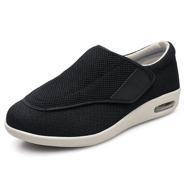 Zapatos para diabéticos en color beige, diseñados con plantilla de espuma viscoelástica y ajuste ancho, ideales para pies sensibles y confort ópt 1