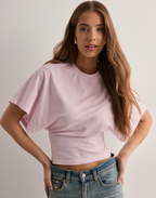 Camiseta manga ancha color rosa vista frontal